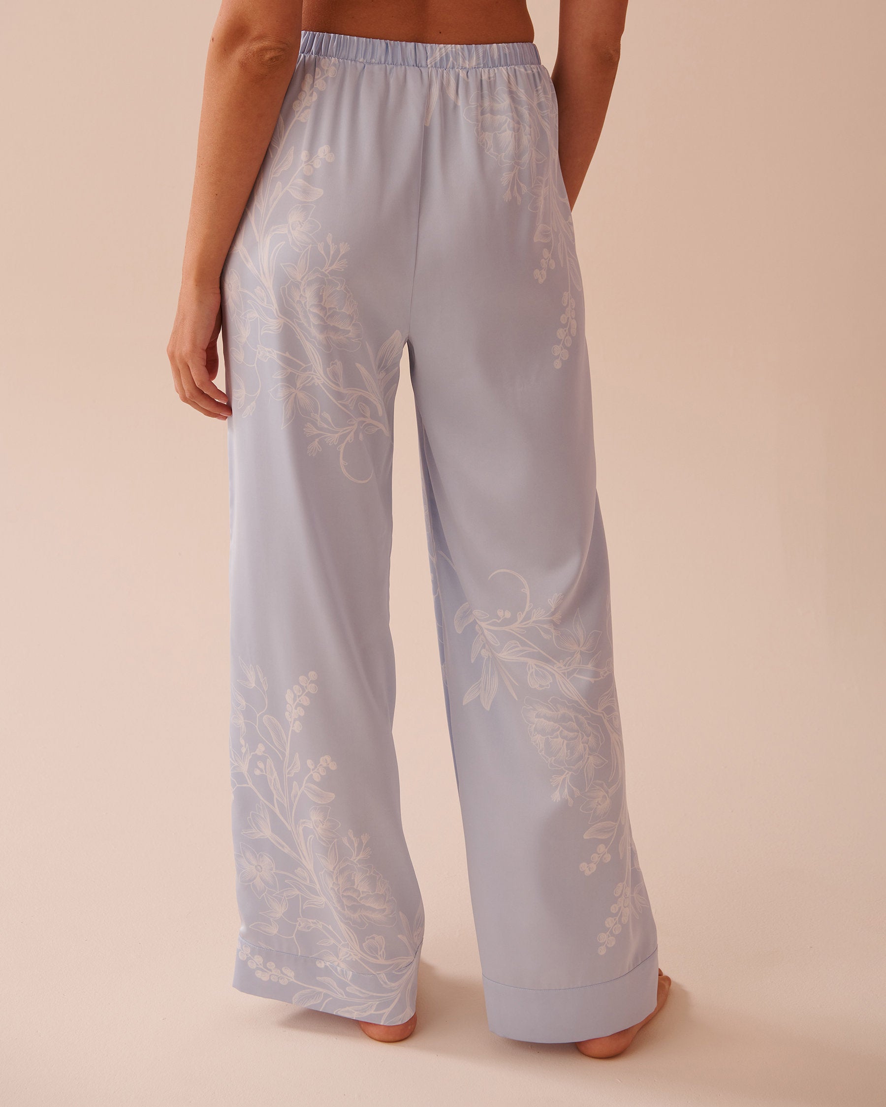 Pastel Floral Print Satin Pants_60200113_P40384_02