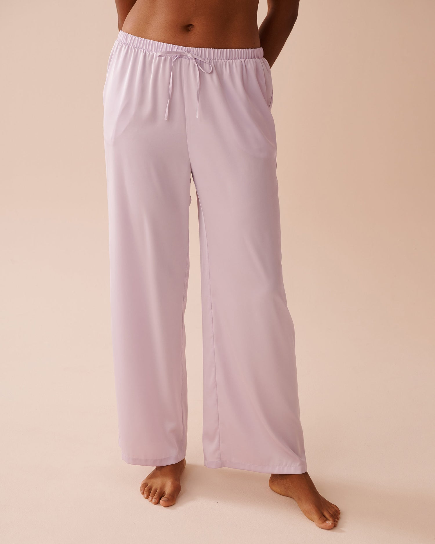 La Vie en Rose_Luxury Edition Lavender Garden Print Satin Pants_60200117_50009_01