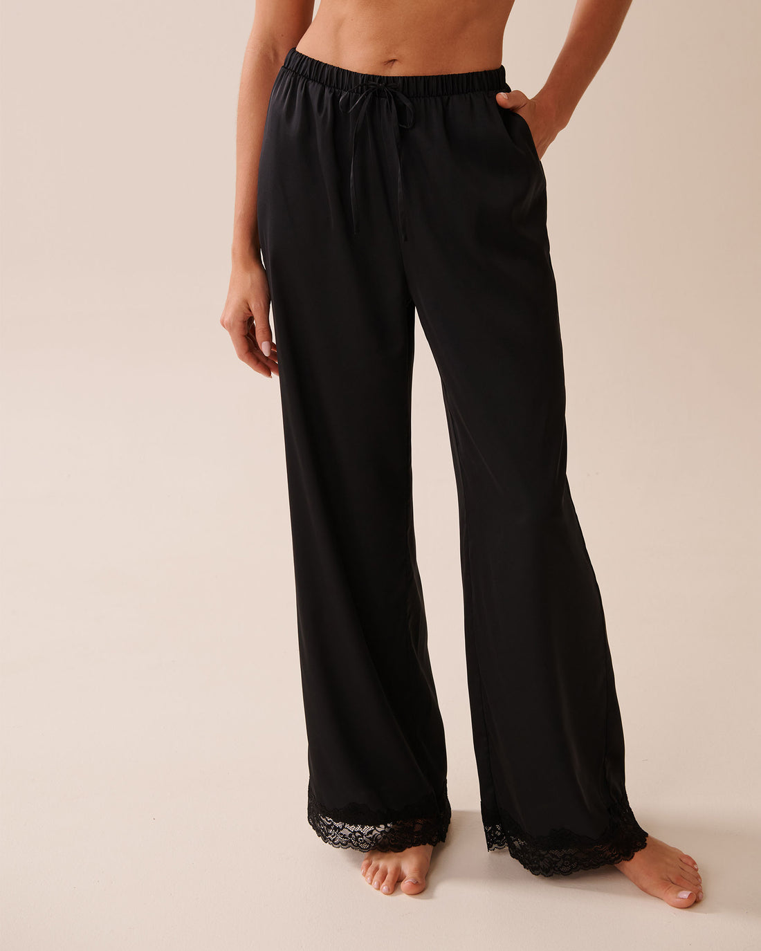 La Vie en Rose_Black Beauty_LUXURY EDITION Satin and Lace Trim Pants_60200137_00001_01