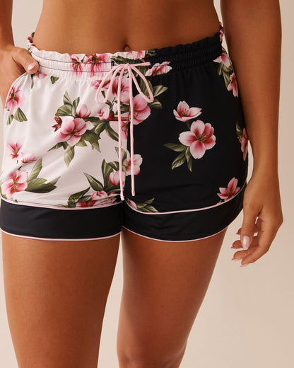 La Vie en Rose_Cherry Blossom_Cherry Blossom Print Recycled Fibers Shorts_60200138_P00431_04