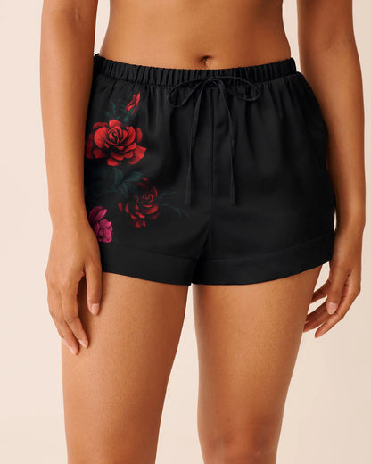La Vie en Rose_Red Roses Placement_Luxury Edition Red Rose Print Satin Shorts_60200154_P00469_01