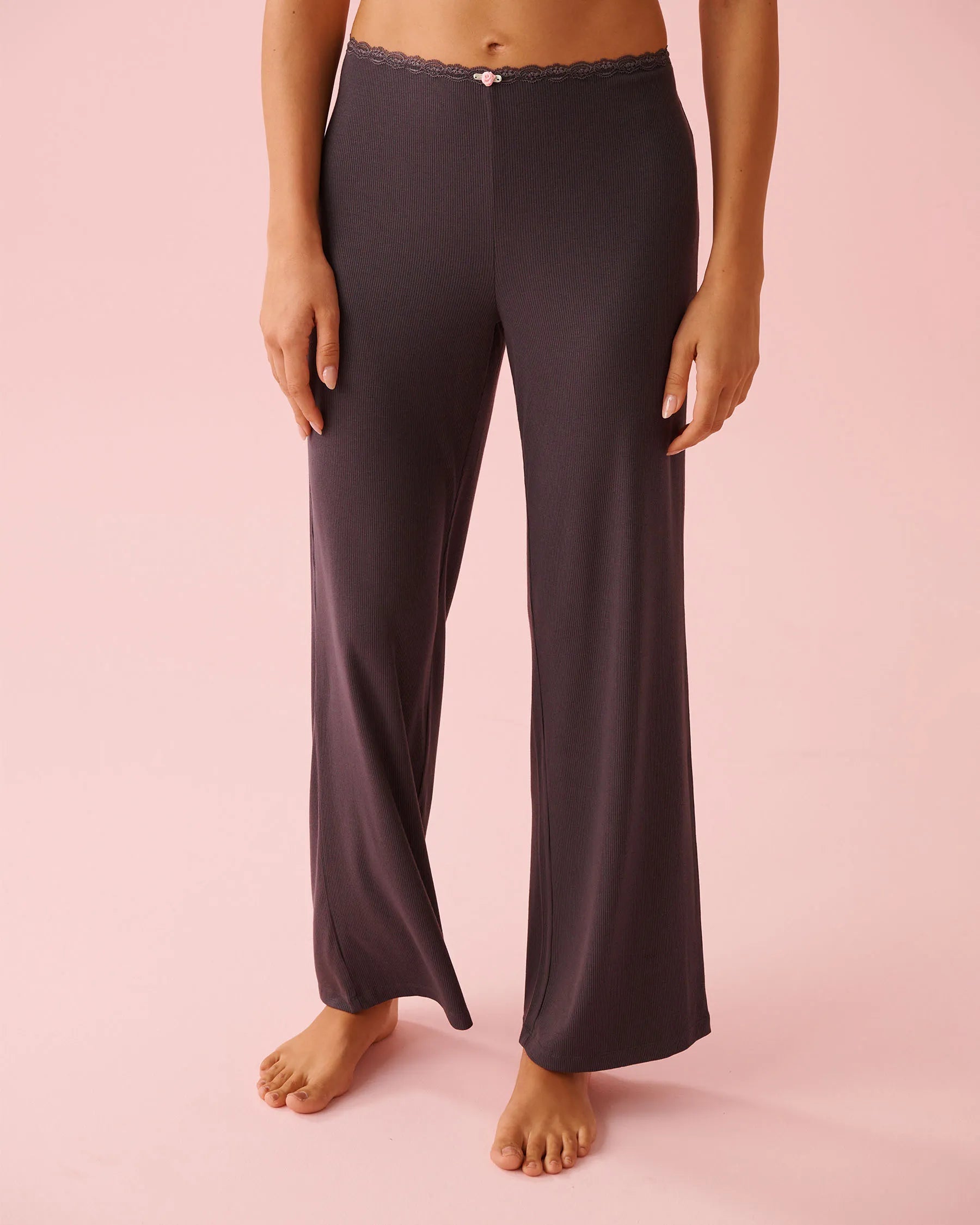 La Vie en Rose_Periscope_Ribbed Modal and Lace Trim Pants_60200170_00049_01