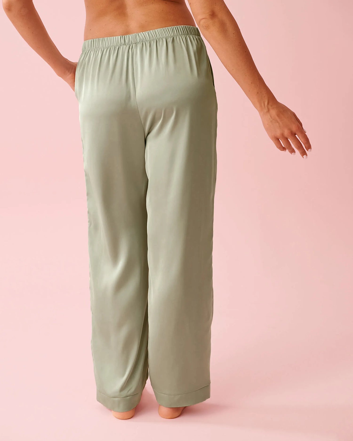 La Vie en Rose_Green_Satin Pants_60200174_30059_02