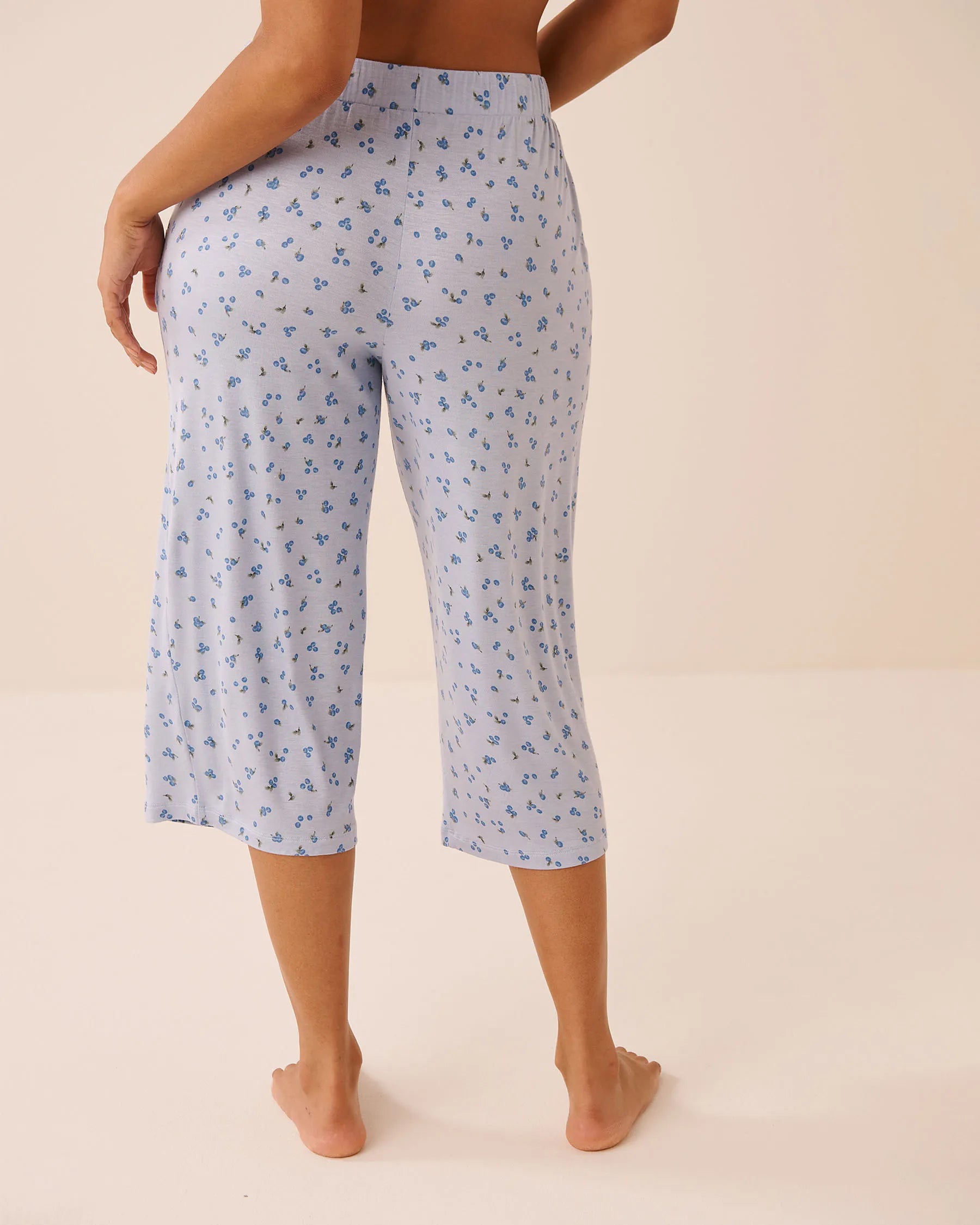 La Vie en Rose Kentuky  Blueberry Women Berry Print Soft Jersey Pajama Capris SKU: 60200183_P40559 Image 02