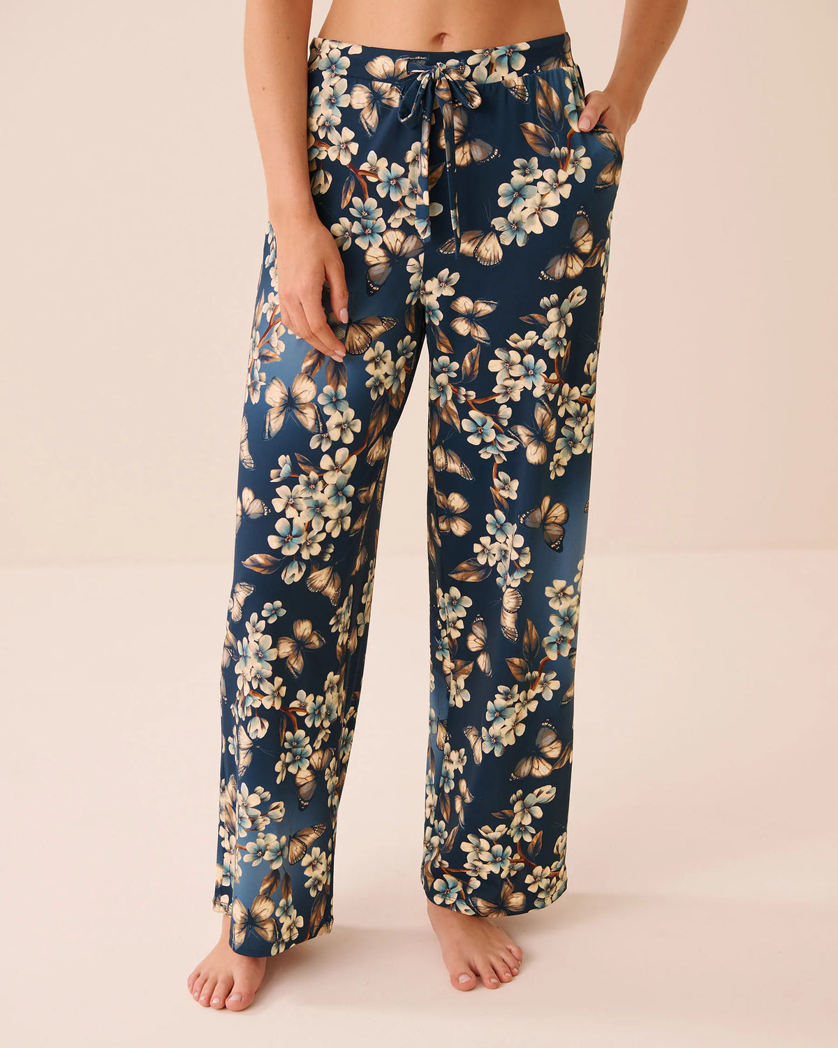 La Vie en Rose Butterfly Garden Women Straight-Leg Pajama Pants SKU: 60200195_P40613 Image 01