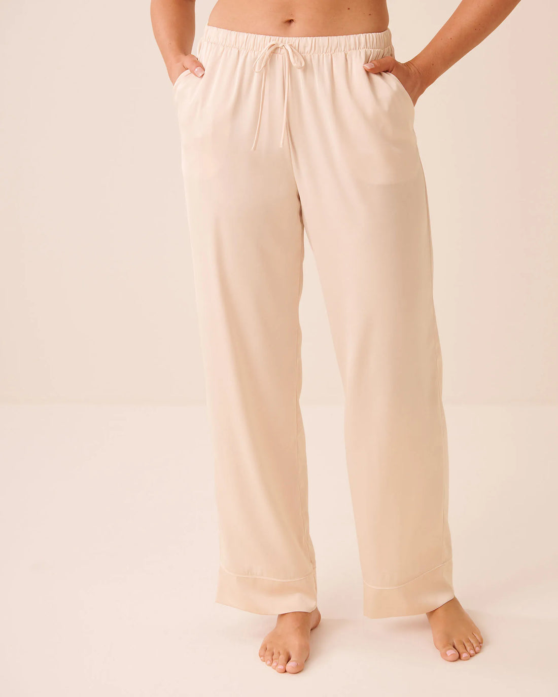 La Vie en Rose Silver Peony Women Luxury Edition Satin Pants SKU: 60200197_60027 Image 01