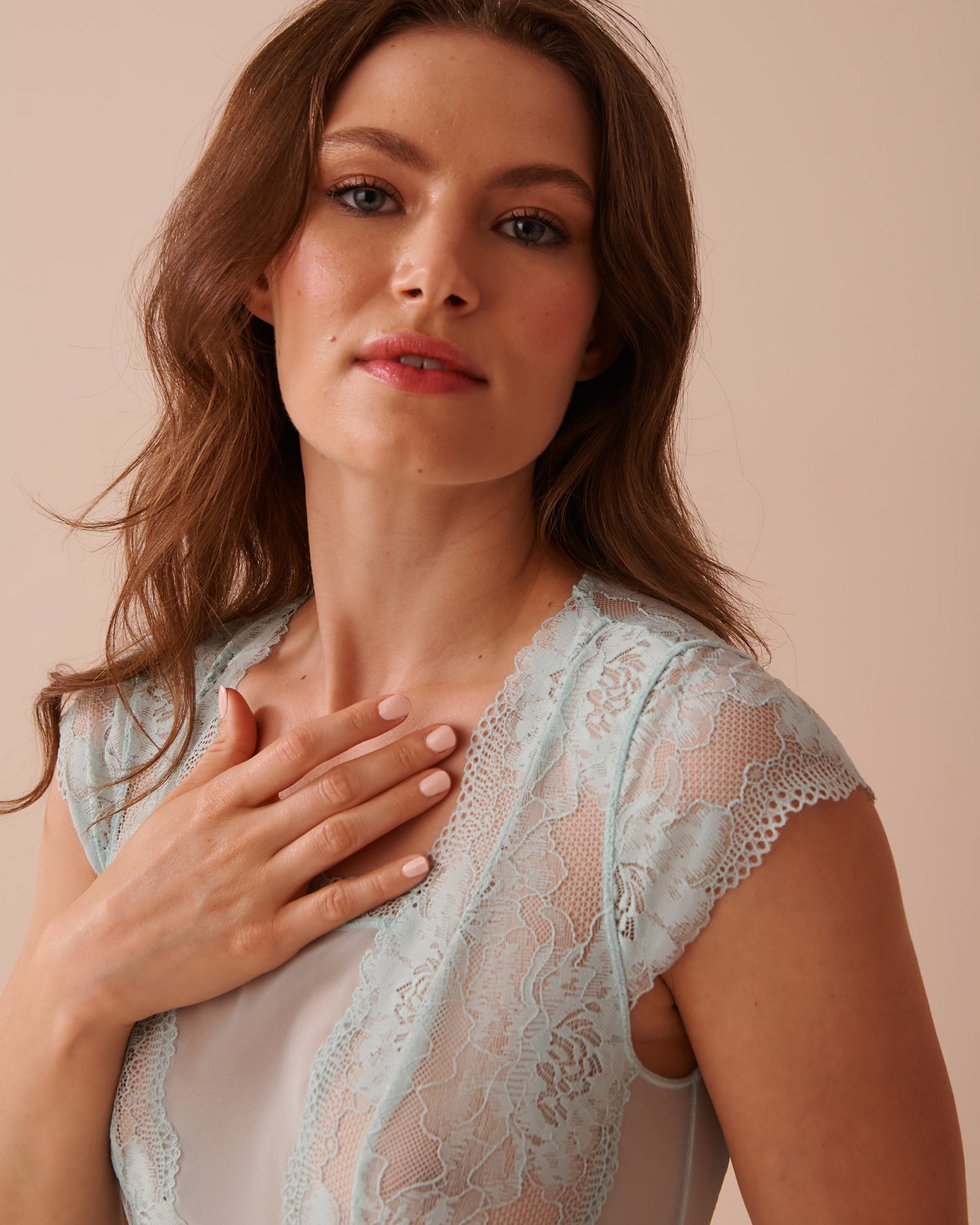 Floral Lace and Mesh Cap Sleeve Teddy_60300093_40186_03