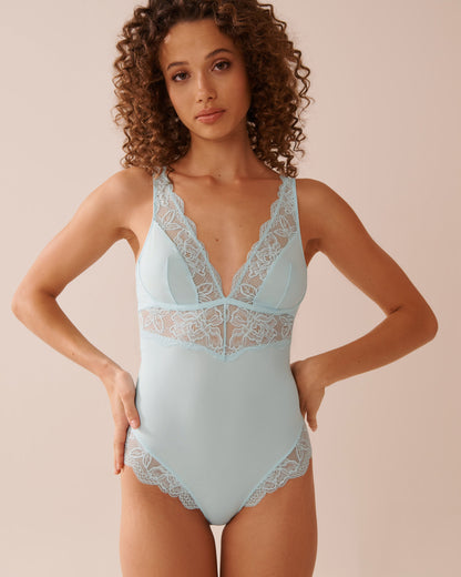 La Vie en Rose_Microfiber and Floral Lace Plunge Teddy_60300105_40090_04