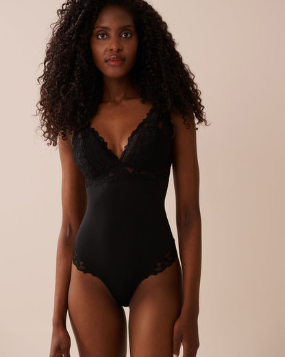 La Vie en Rose_Black Beauty_Microfiber and Floral Lace Cheeky Teddy_60300106_00001_01