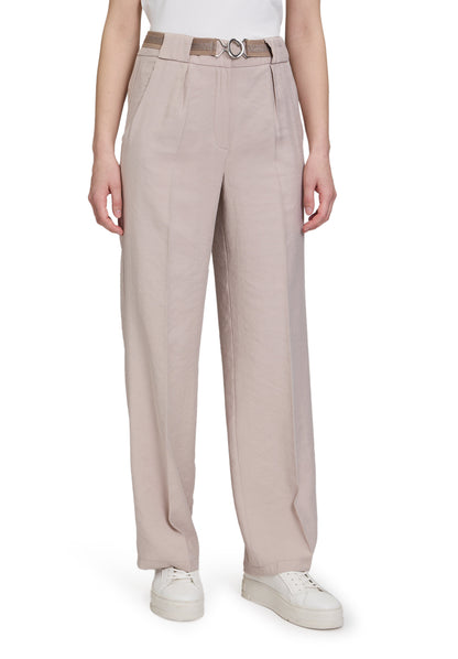Betty Barclay_Classic Plain Trousers_6032-1136_7316_02