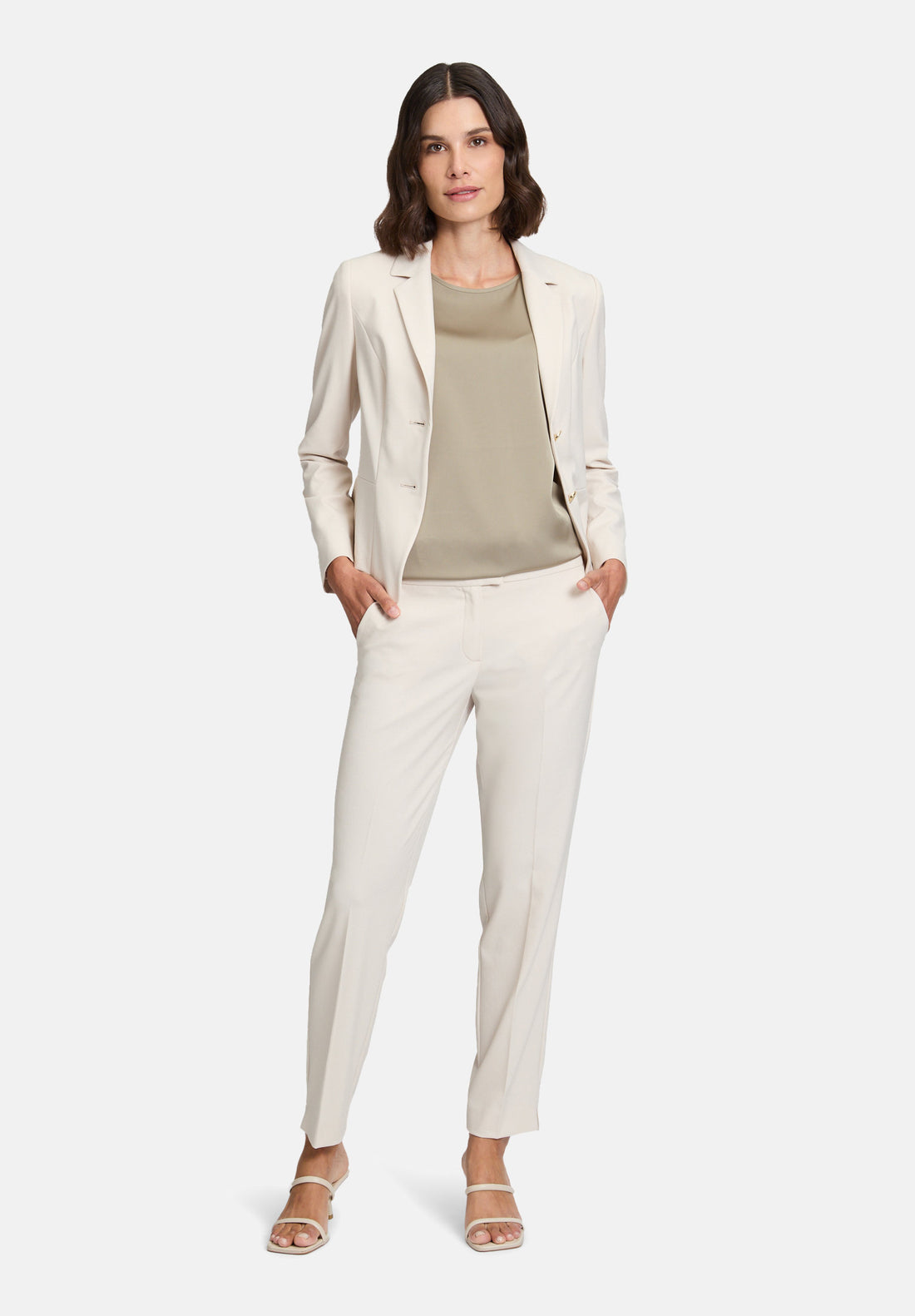 Betty Barclay_Business Trousers with Pressed Creases_6035-1049_1098_01