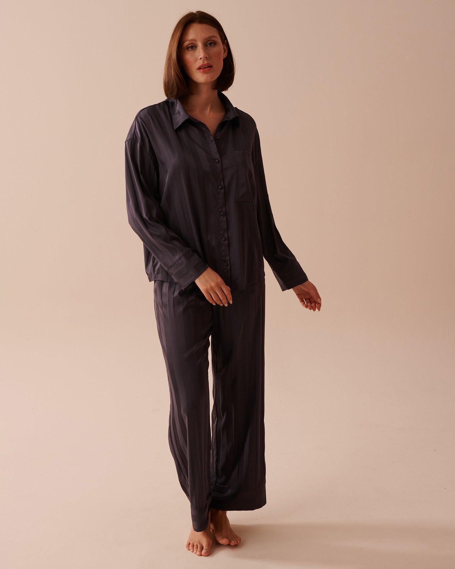 LUXURY EDITION Jacquard Stripe Satin Pajama Set_60400041_P00358_01