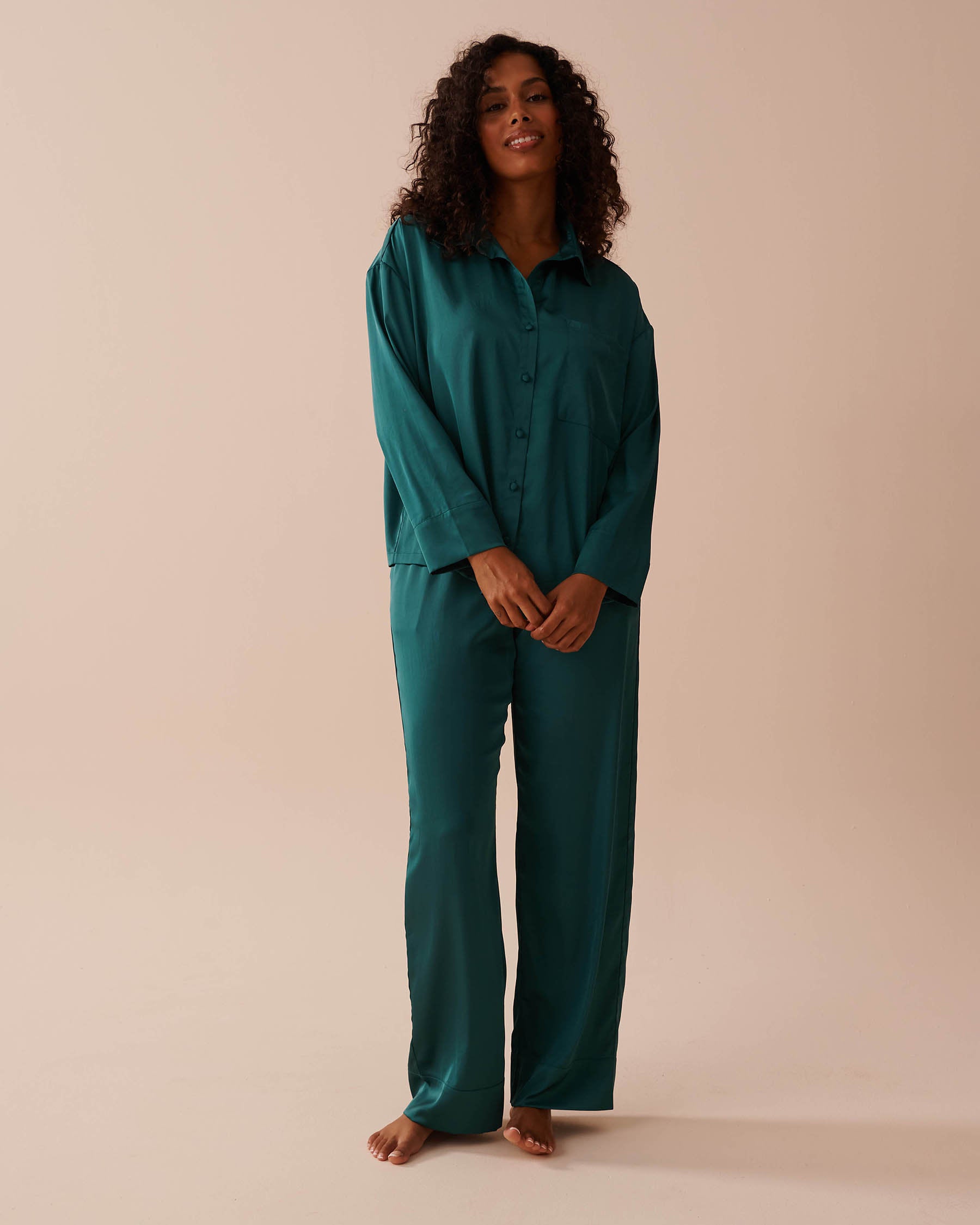 Satin Pajama Set_60400044_30032_01