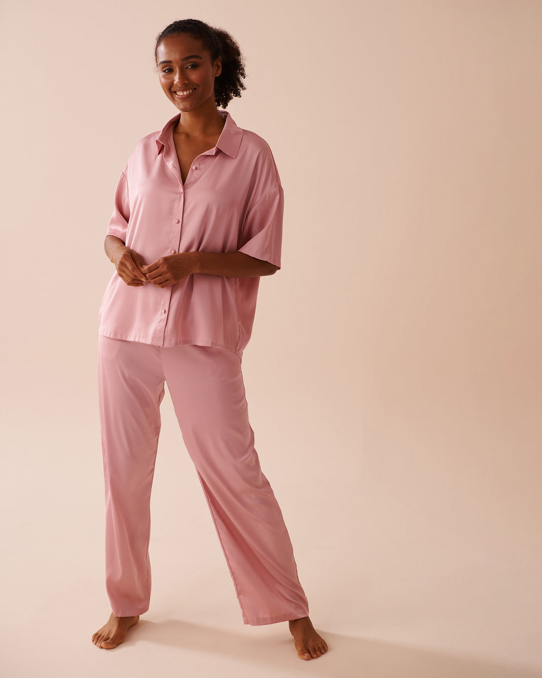 La Vie en Rose_Luxury Edition Short Sleeve Satin Pajama Set_60400048_60036_01