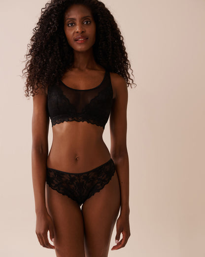 La Vie en Rose_Black Beauty_Scalloped Floral Lace and Mesh 2-Piece Set_60400056_00001_01