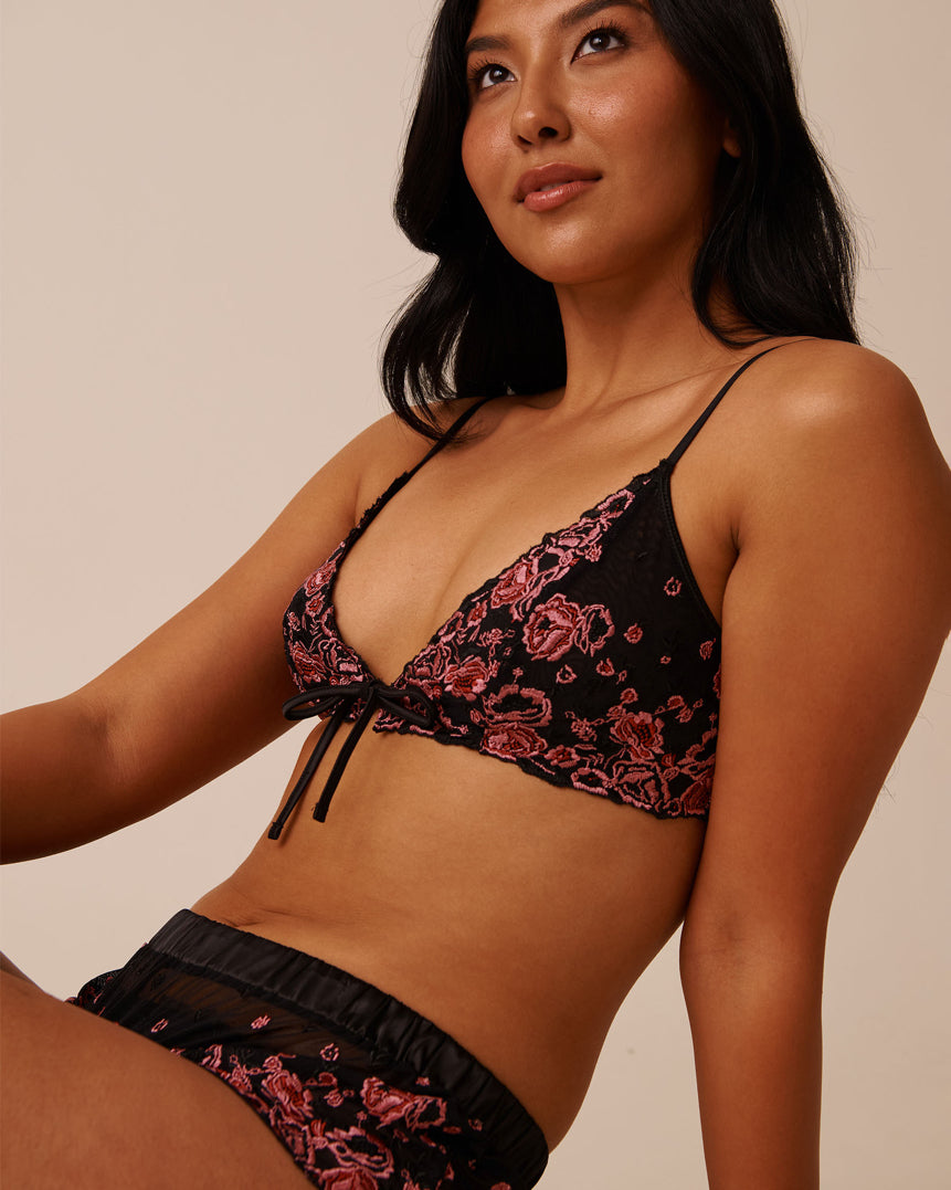 La Vie en Rose_Pink &amp; Black Flowers_Embroidered Mesh 2-Piece Set_60400057_P00434_03