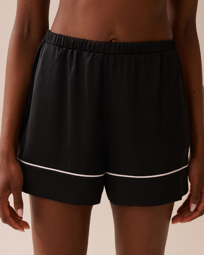 La Vie en Rose_Black Beauty_LUXURY EDITION Short Sleeve Satin Pajama Set_60400058_00001_04