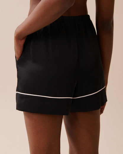 La Vie en Rose_Black Beauty_LUXURY EDITION Short Sleeve Satin Pajama Set_60400058_00001_05