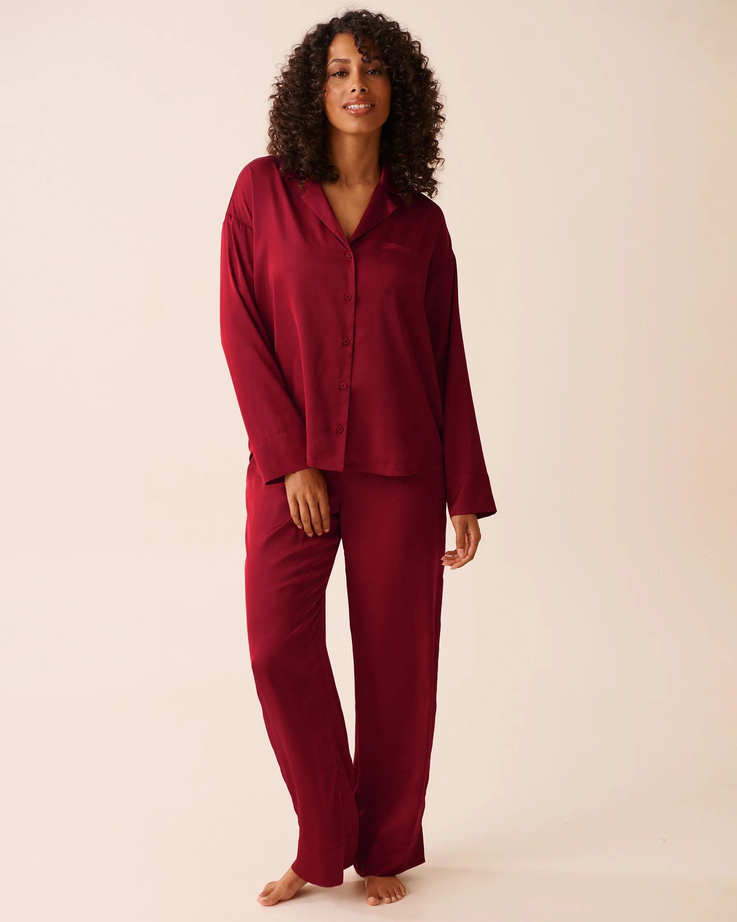 La Vie en Rose_Savvy Red_Luxury Edition Long Sleeve Satin Pajama Set_60400063_60215_03