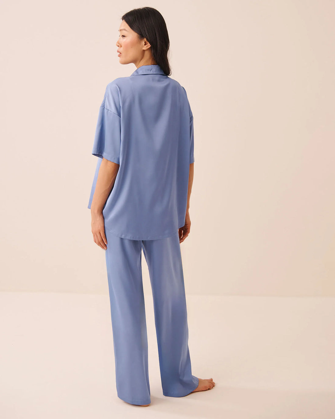 La Vie en Rose English Manor Women LUXURY EDITION Short Sleeve Satin Pajama Set SKU: 60400076_40292 Image 02