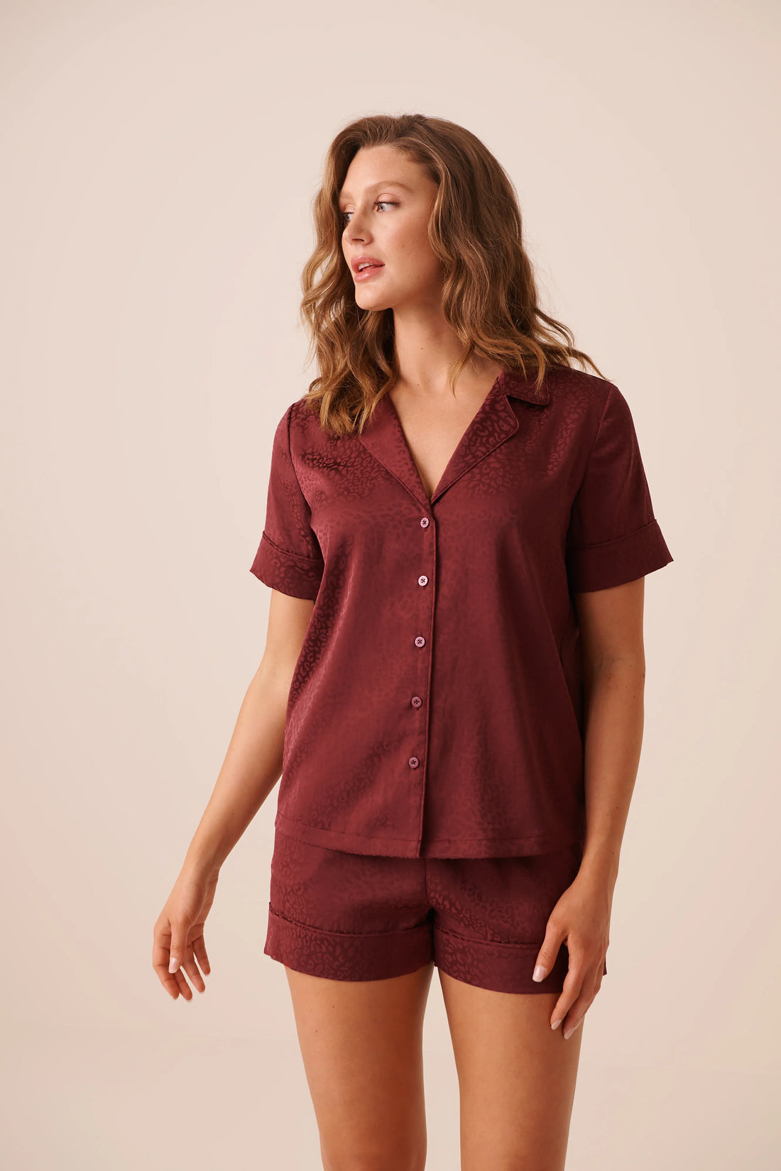 La Vie en Rose Burgundy Jacquard Leopard Women Luxury Edition Leopard Jacquard Short Sleeve Satin Pajama Set SKU: 60400082_P50107 Image 01