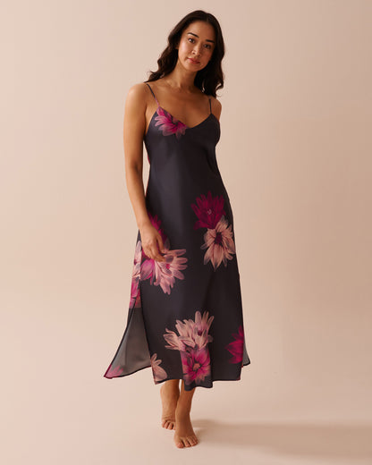 LUXURY EDITION Floral Print Long Satin Nightie_60500150_P00355_04