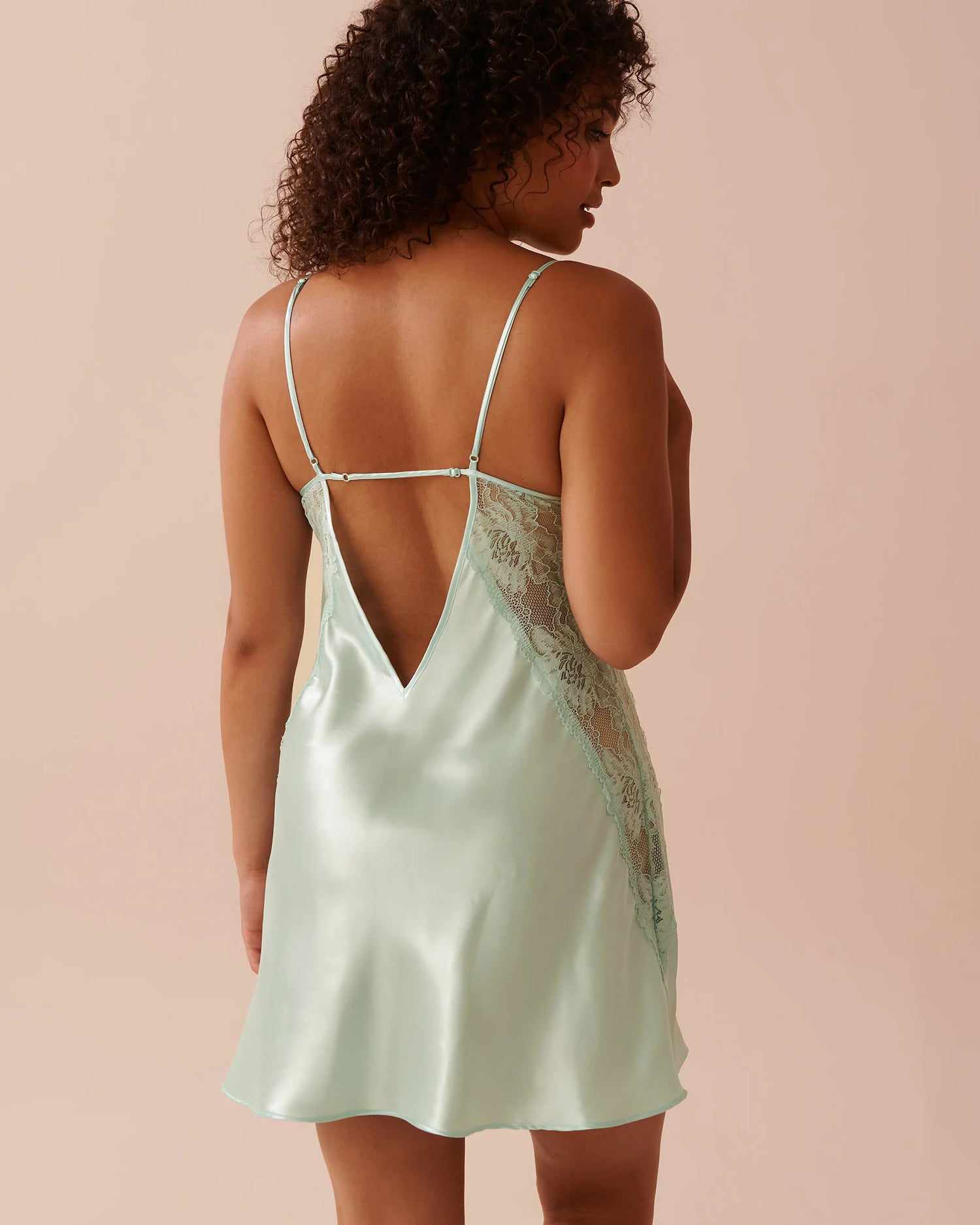 Lace Detail Shiny Satin Nightie_60500162_40186_02