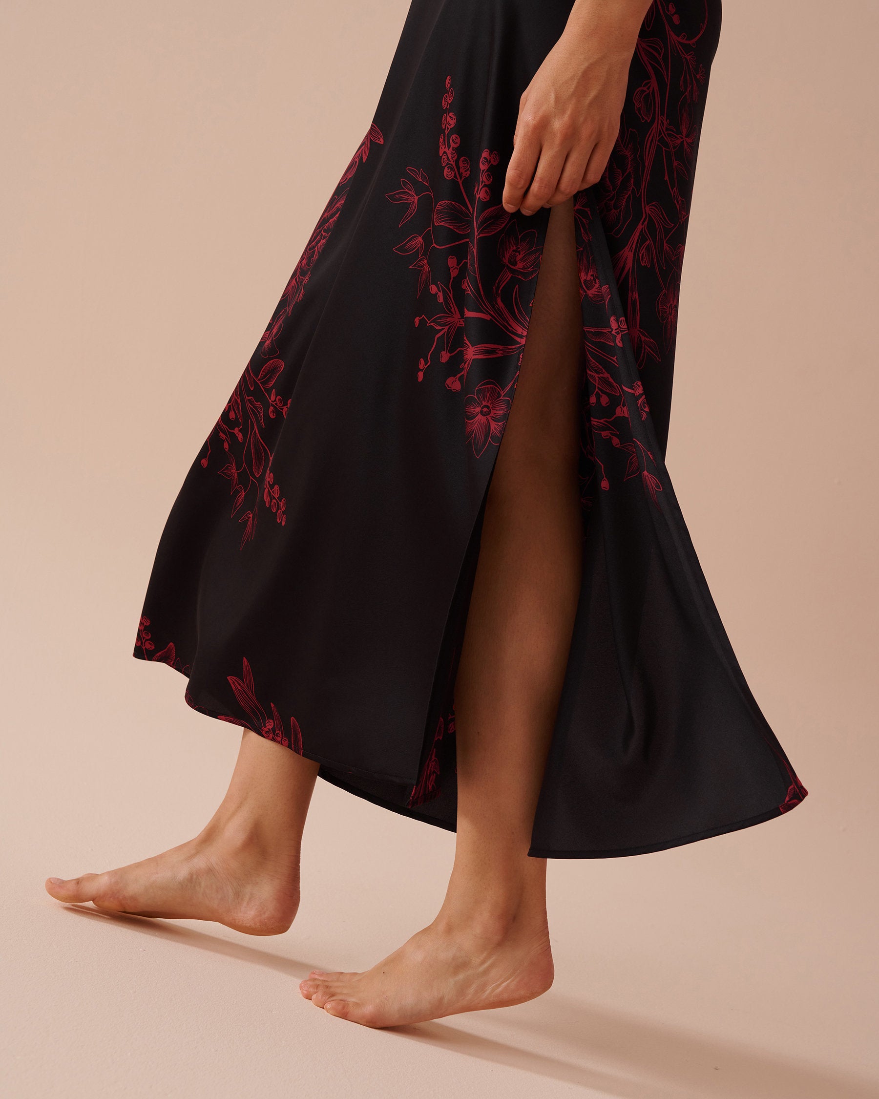 Pastel Floral Print Long Satin Nightie_60500168_P00387_03