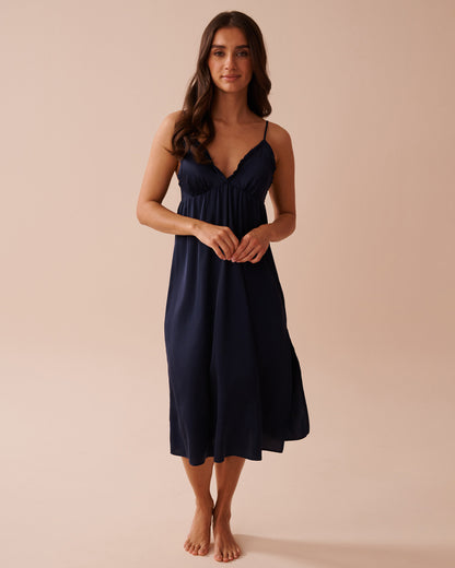 La Vie en Rose_Luxury Edition Frill Detail Satin Nightie_60500176_40099_01