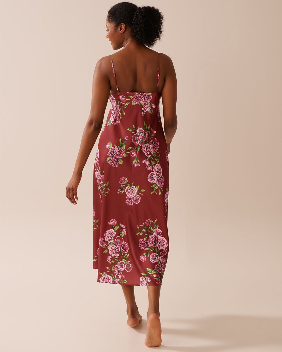 La Vie en Rose_Sun-Dried Flowers_LUXURY EDITION Rose Print Satin and Lace Trim Long Nightie_60500199_P60390_05