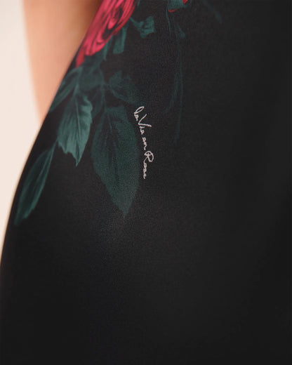 La Vie en Rose_Red Roses Placement_Luxury Edition Red Rose Print Satin Nightie_60500210_P00469_04