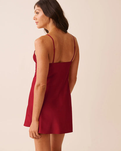 La Vie en Rose_Savvy Red_Twist Knot and Keyhole Satin Nightie_60500212_60215_03
