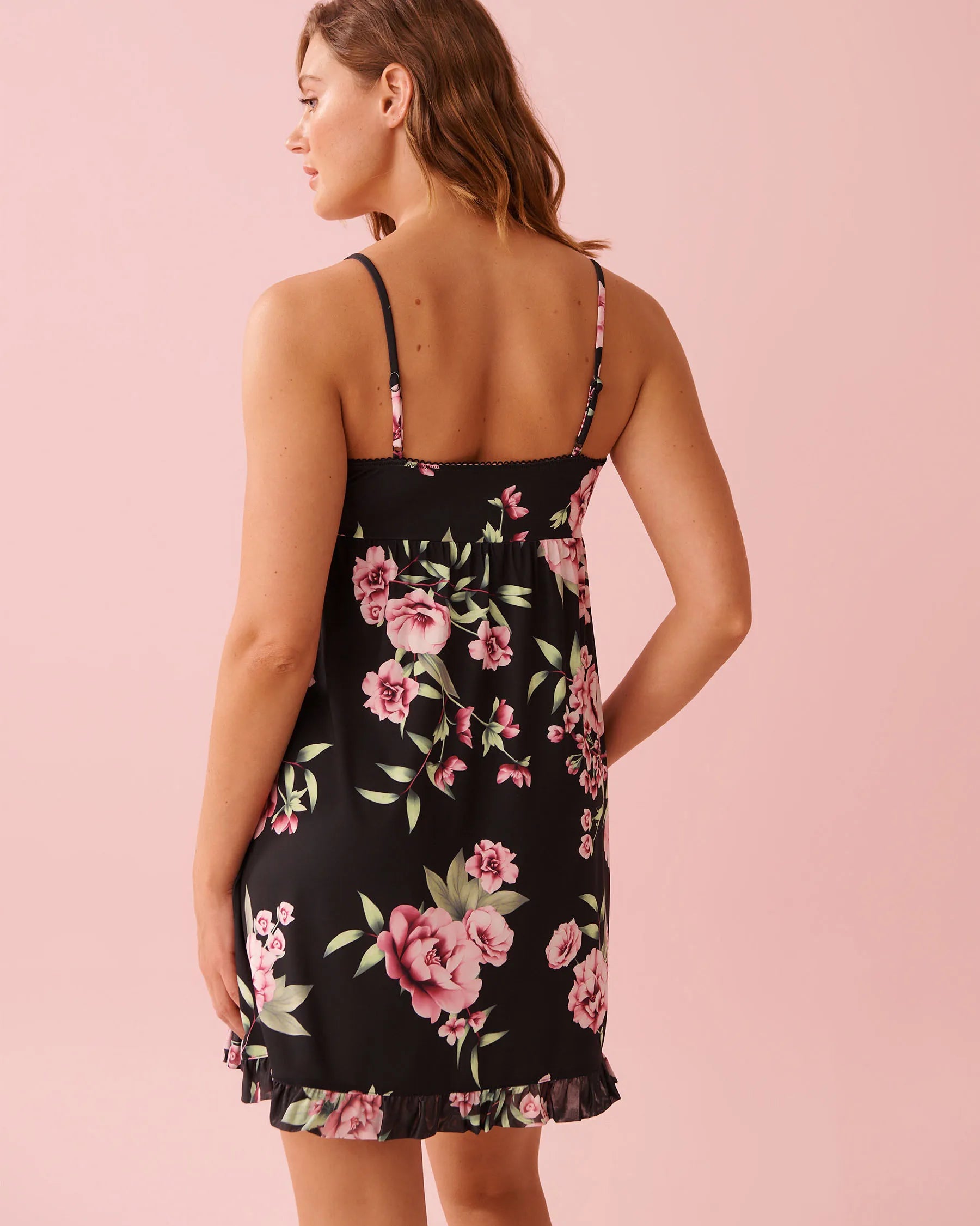 La Vie en Rose_Black &amp; Pink Flowers_Peony Print Recycled Fibers Mesh Trim Nightie_60500220_P00489_02