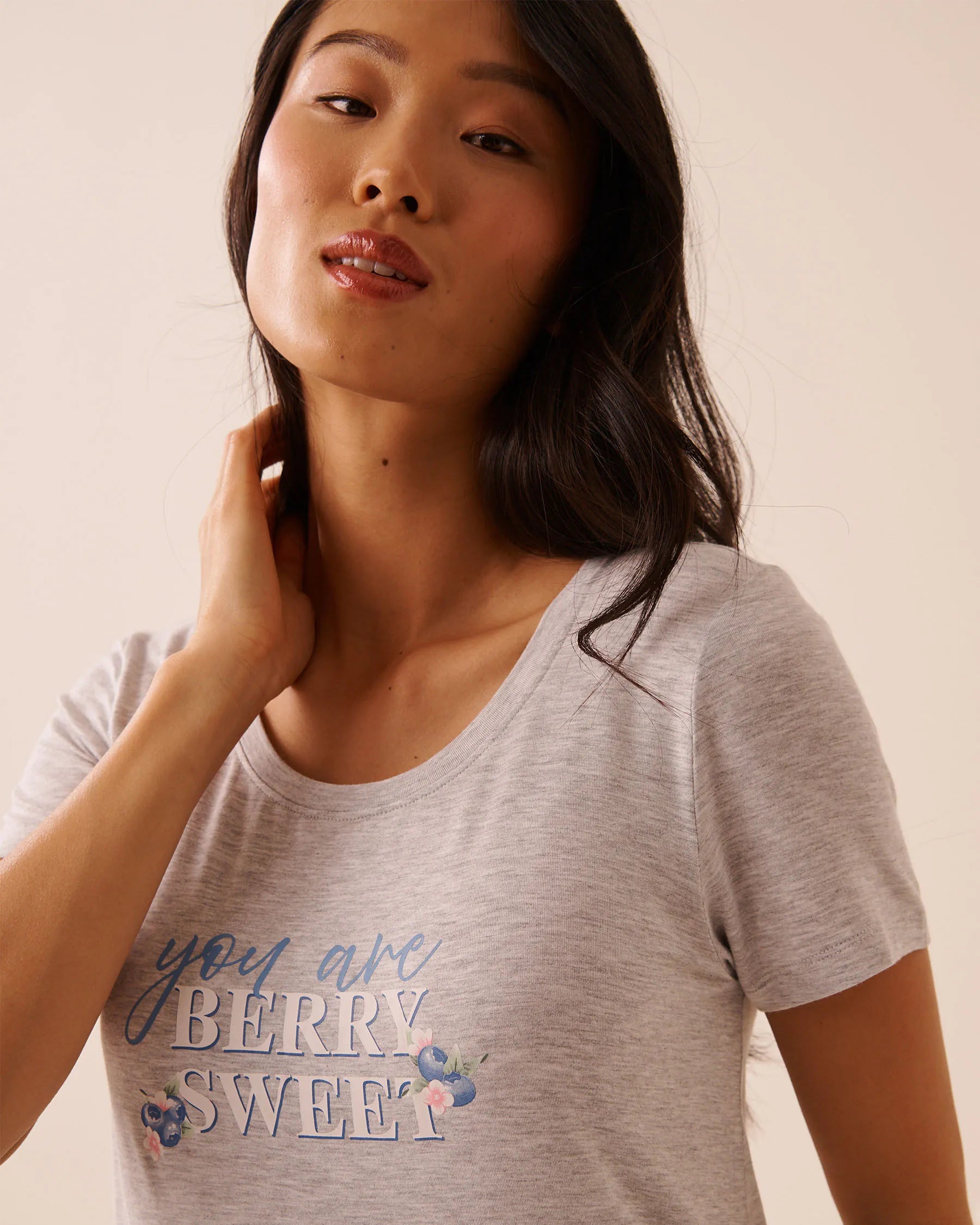 La Vie en Rose Comfy Grey Mix Women Berry Print Soft Jersey Short Sleeve Sleepshirt SKU: 60500238_00007 Image 03