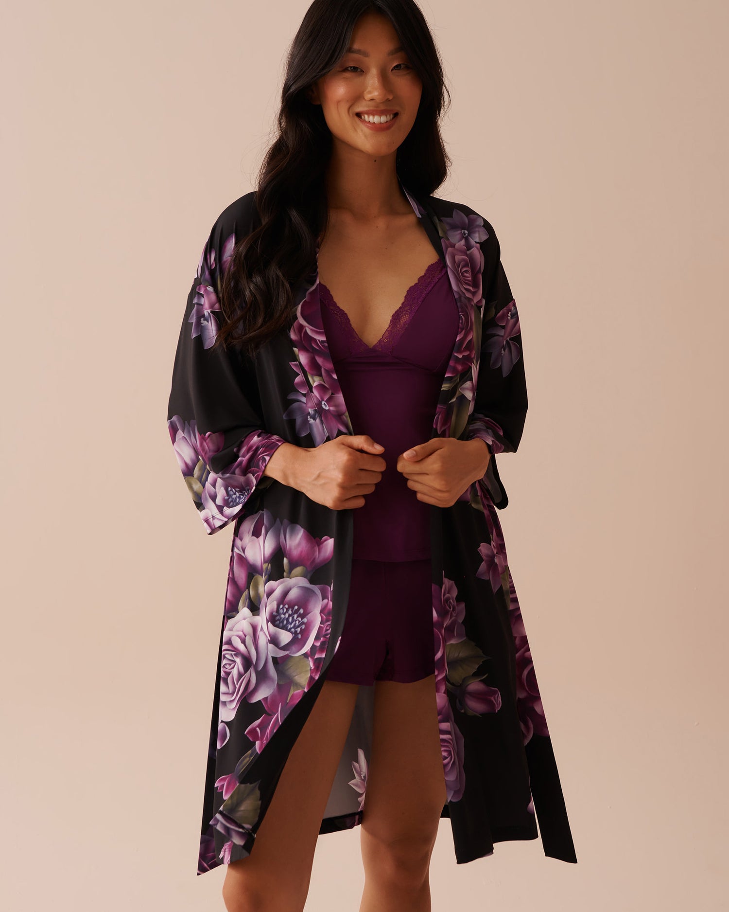 Purple Bouquet Kimono_60600082_P00369_04