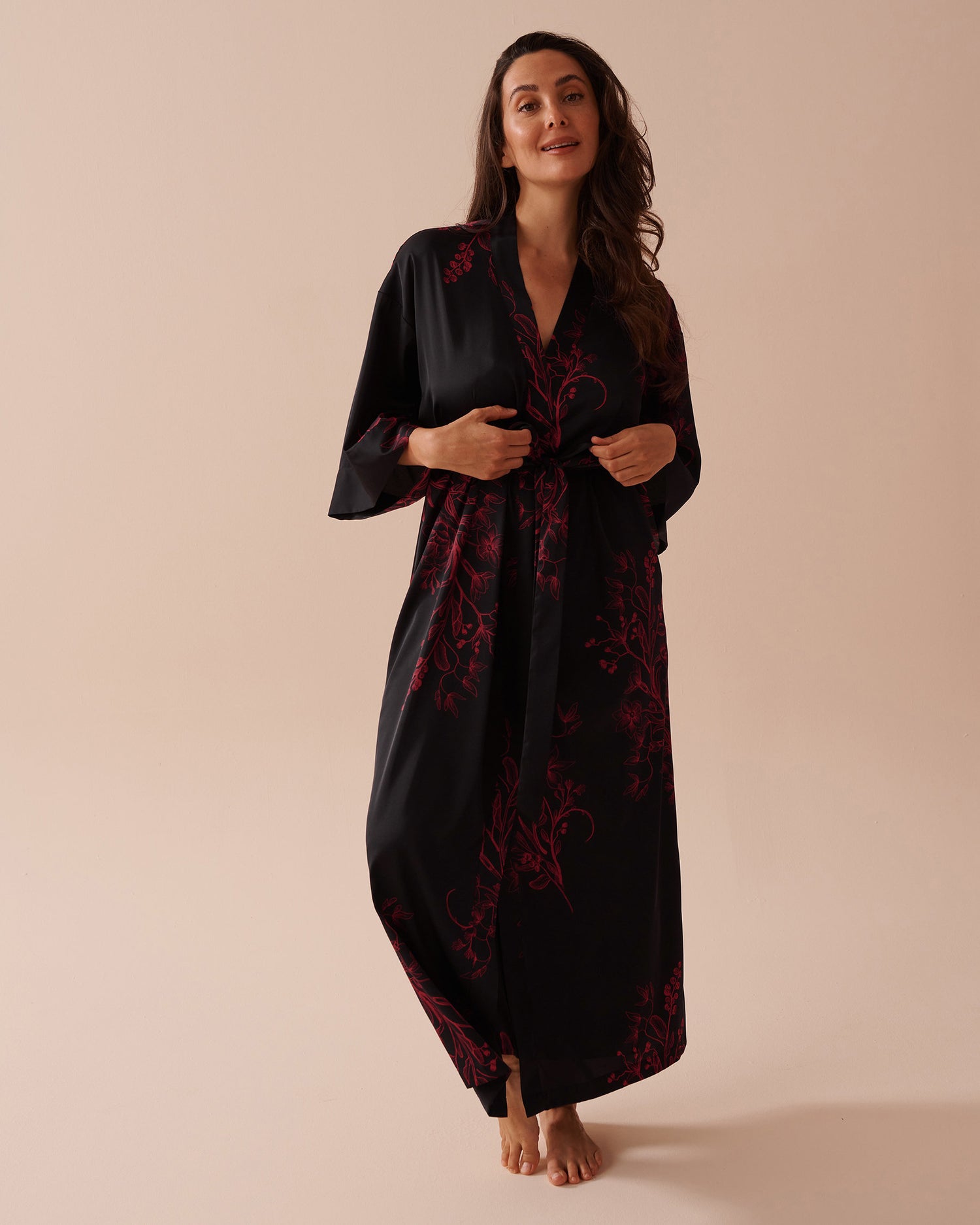 Pastel Floral Print Long Satin Kimono_60600085_P00387_02