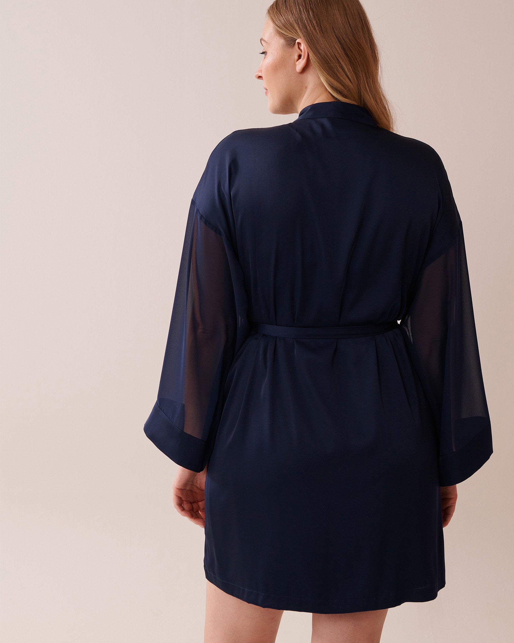 La Vie en Rose_Luxury Edition Chiffon and Satin Kimono_60600092_40099_04