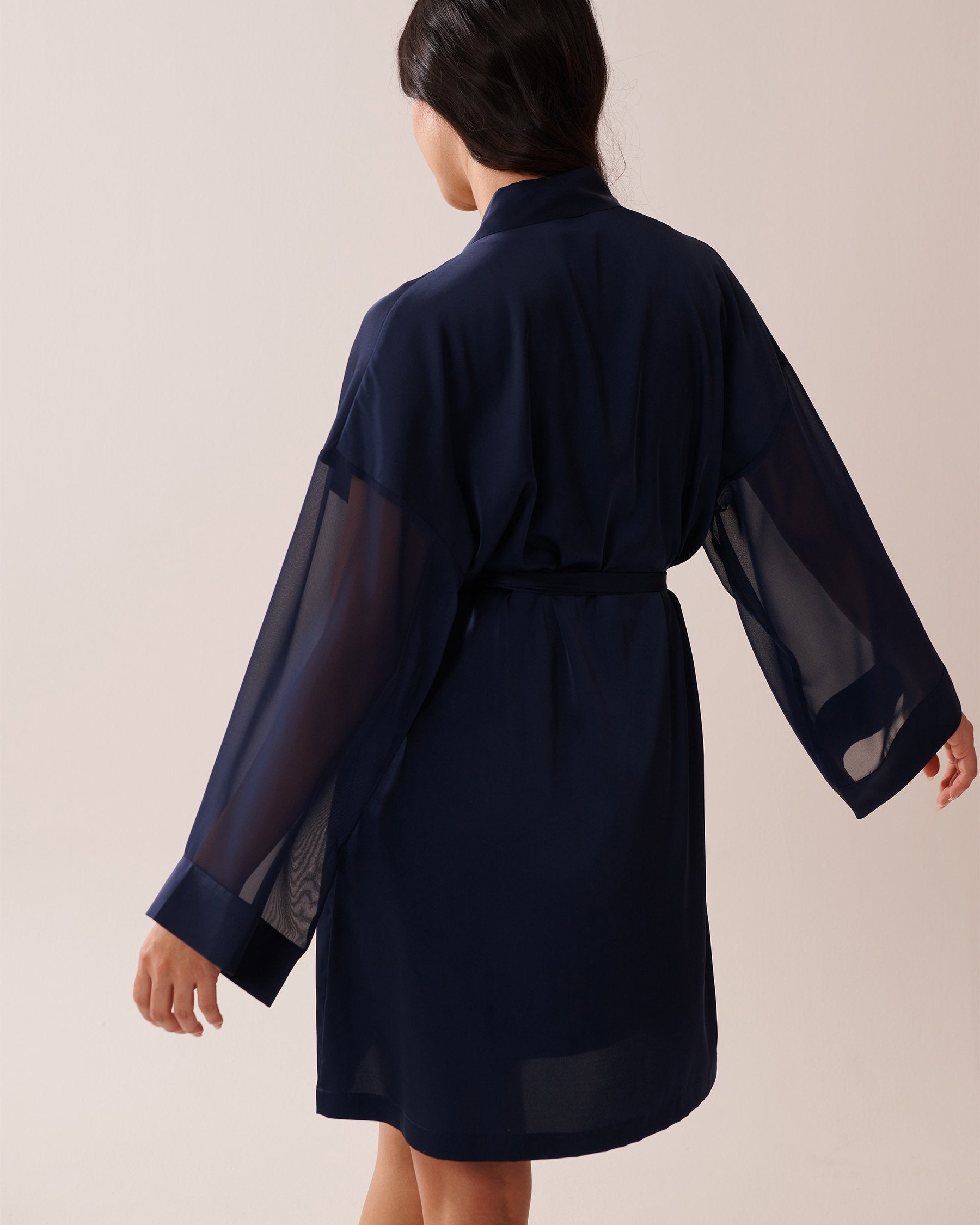 La Vie en Rose_Luxury Edition Chiffon and Satin Kimono_60600092_40099_09