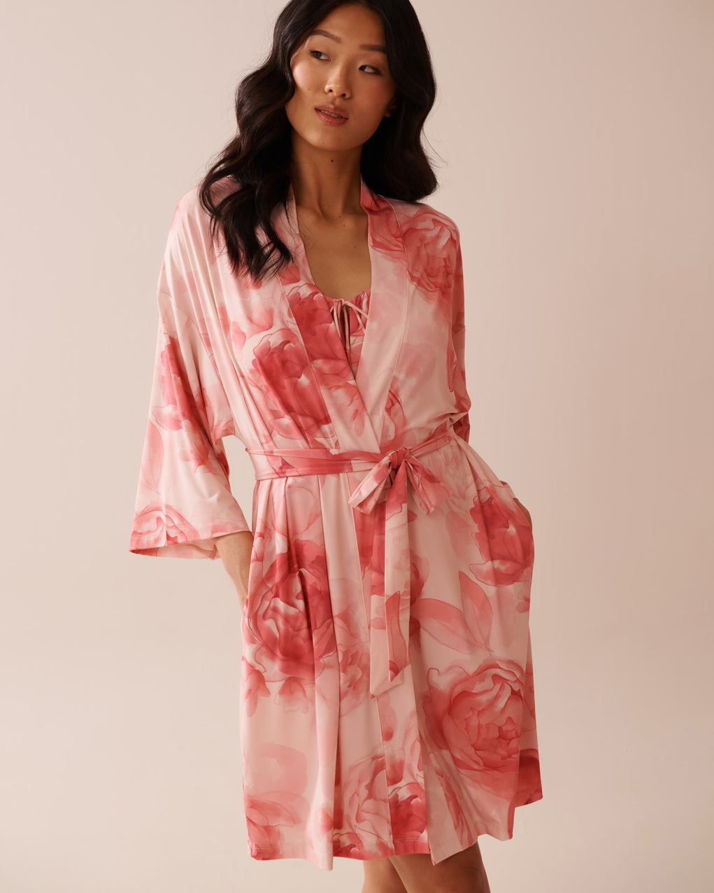 La Vie en Rose_Multi Pink Roses_Recycled Fibers Floral Kimono_60600096_P60354_03