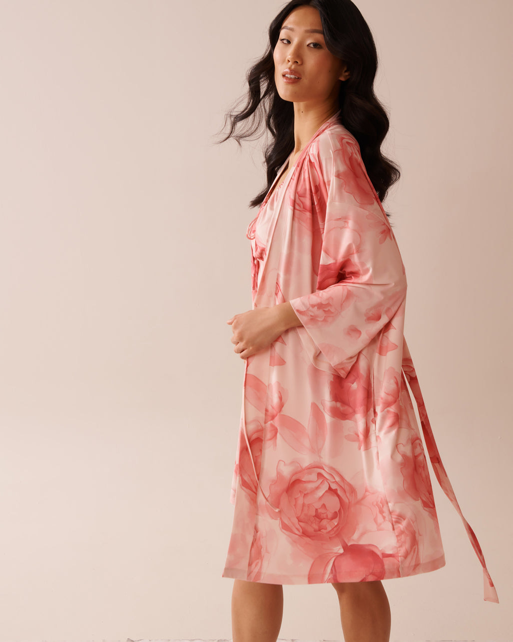 La Vie en Rose_Multi Pink Roses_Recycled Fibers Floral Kimono_60600096_P60354_06