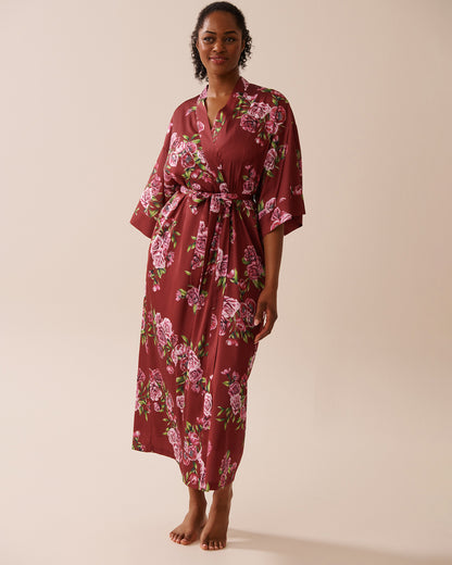 La Vie en Rose_Sun-Dried Flowers_LUXURY EDITION Rose Print Satin Long Kimono_60600098_P60390_04