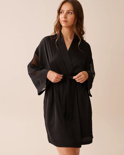 La Vie en Rose_Black Beauty_LUXURY EDITION Chiffon and Satin Kimono_60600105_00001_01