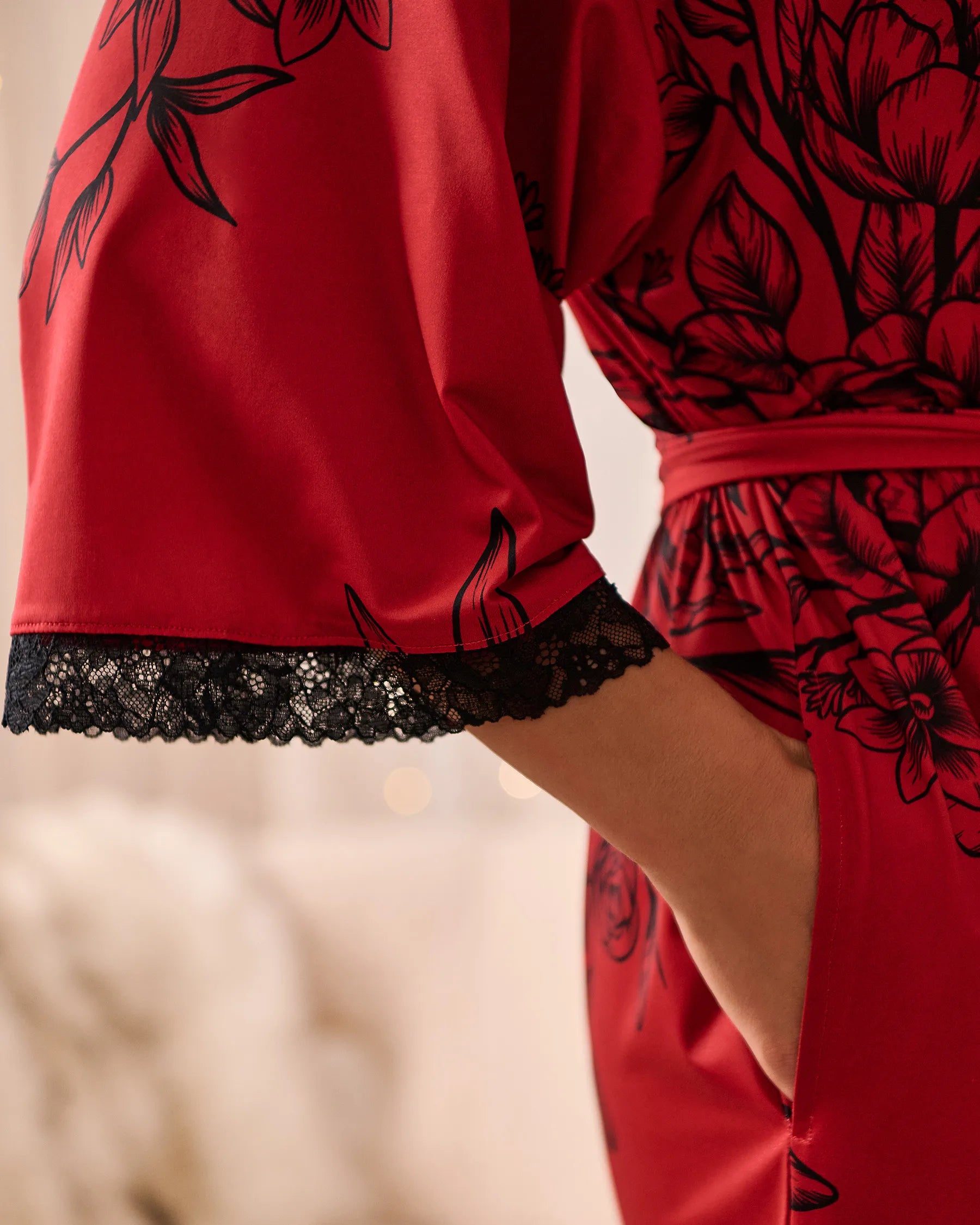 La Vie en Rose_Savvy Red Flowers_Crimson Bloom Recycled Fibers Lace Trim Kimono_60600109_p60419_03