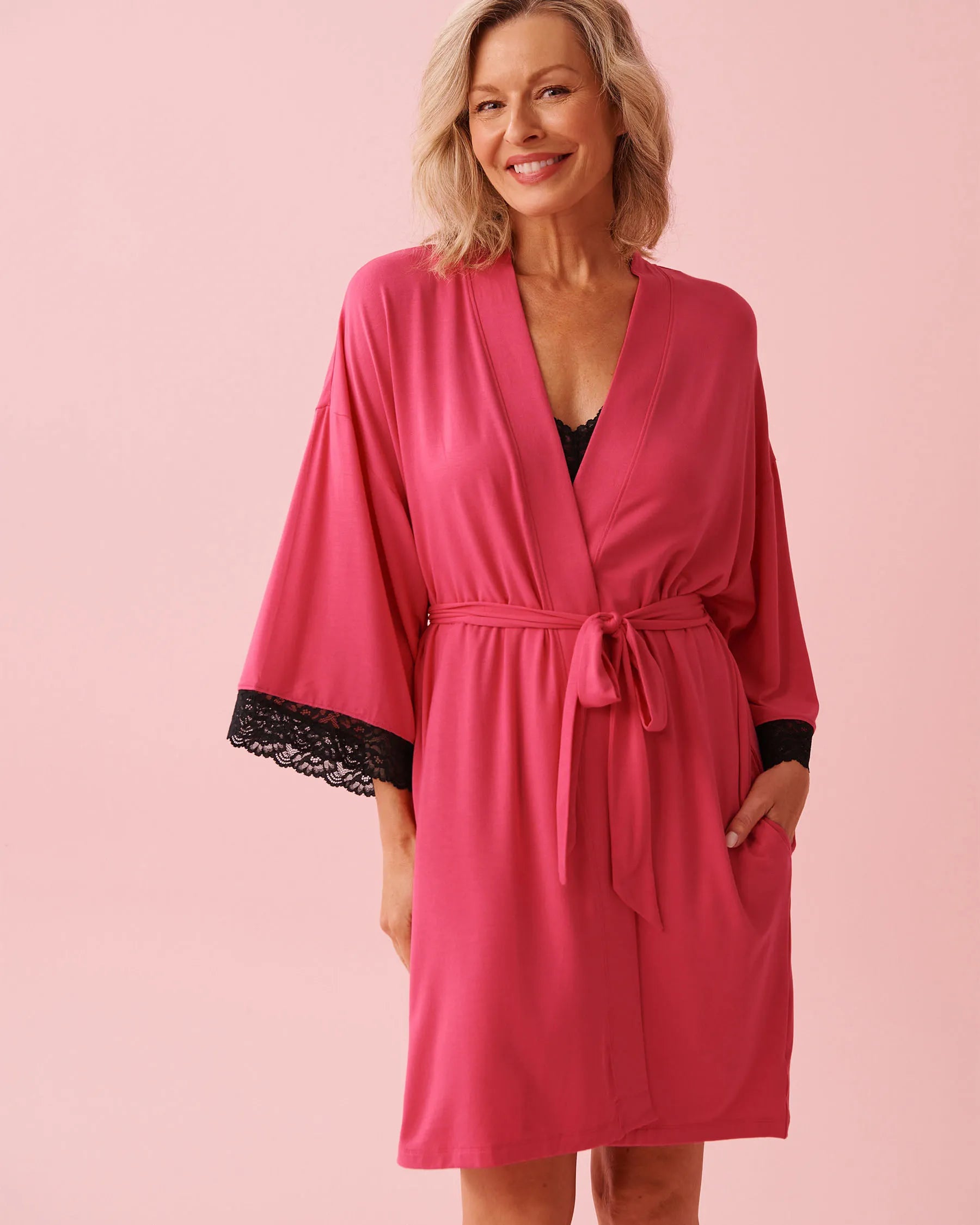 La Vie en Rose_Fuchsia Rose_Lace Trim Modal Kimono_60600112_60228_03