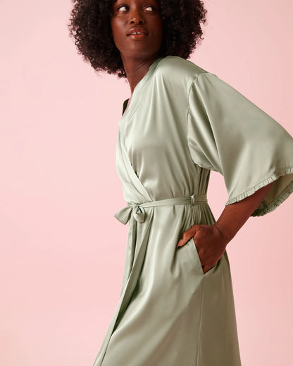 La Vie en Rose_Mineral Gray_Satin Long Kimono_60600114_30059_03