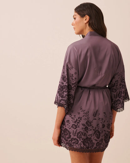 La Vie en Rose Flower Plum Bouquet Women Luxury Edition Floral Print Lace Trim Satin Kimono SKU: 60600126_P50118 Image 04