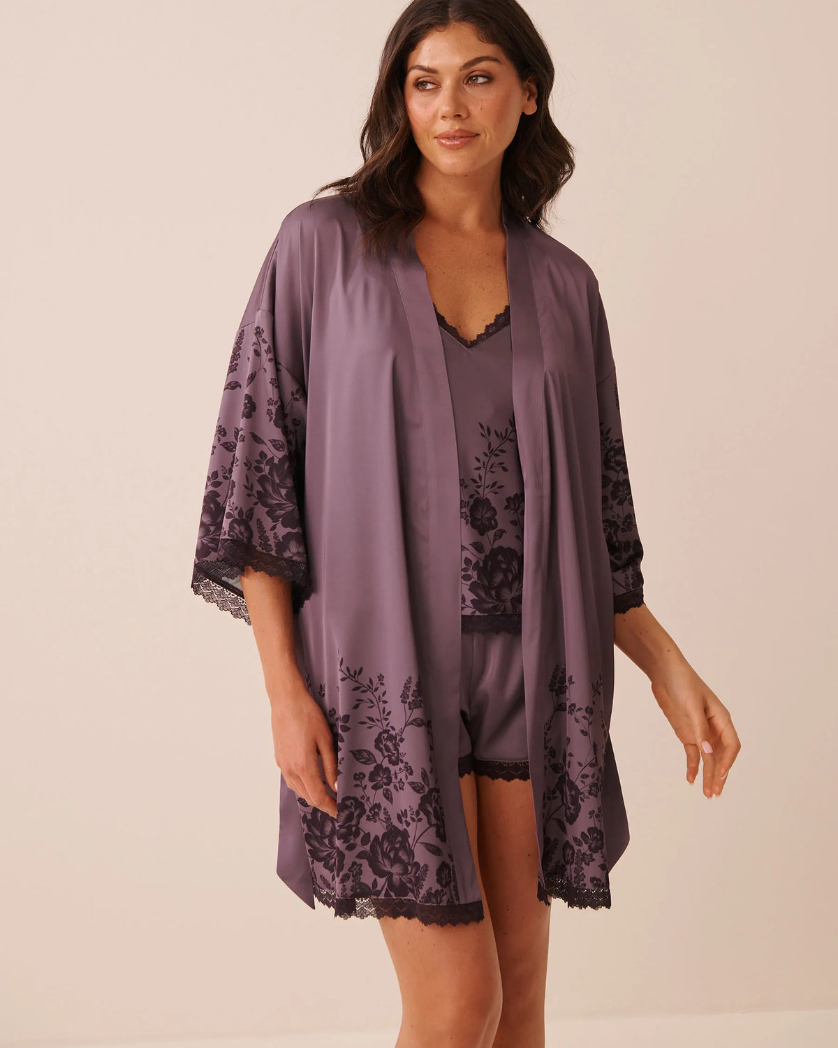 La Vie en Rose Flower Plum Bouquet Women Luxury Edition Floral Print Lace Trim Satin Kimono SKU: 60600126_P50118 Image 06