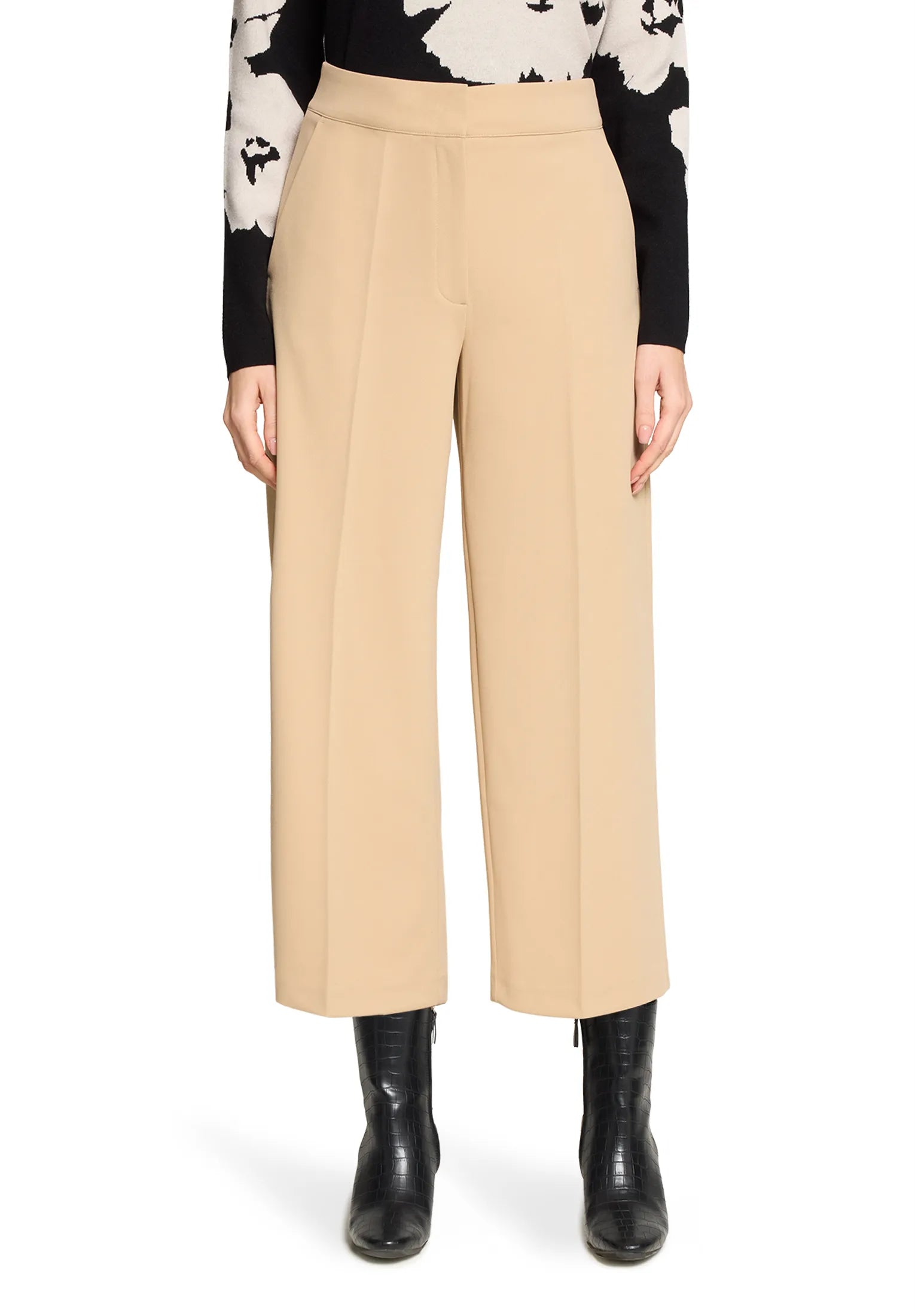 Betty Barclay Classic Beige Women Solid-Color Culottes SKU: 6066-2420_7234 Image 02