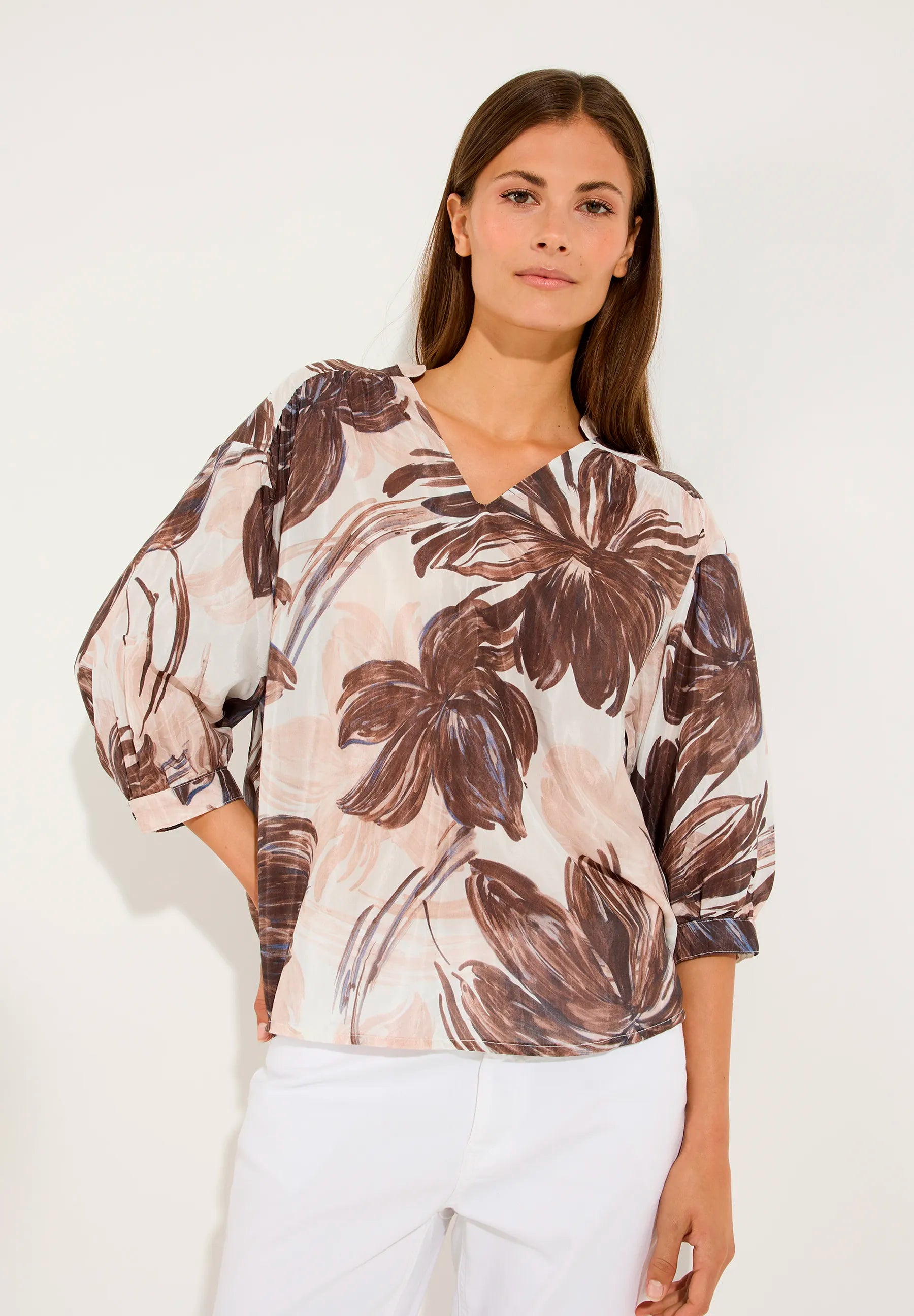 More &amp; More Brushstroke Flower Print Women Printed Blouse SKU: 61052001_5286 Image 01