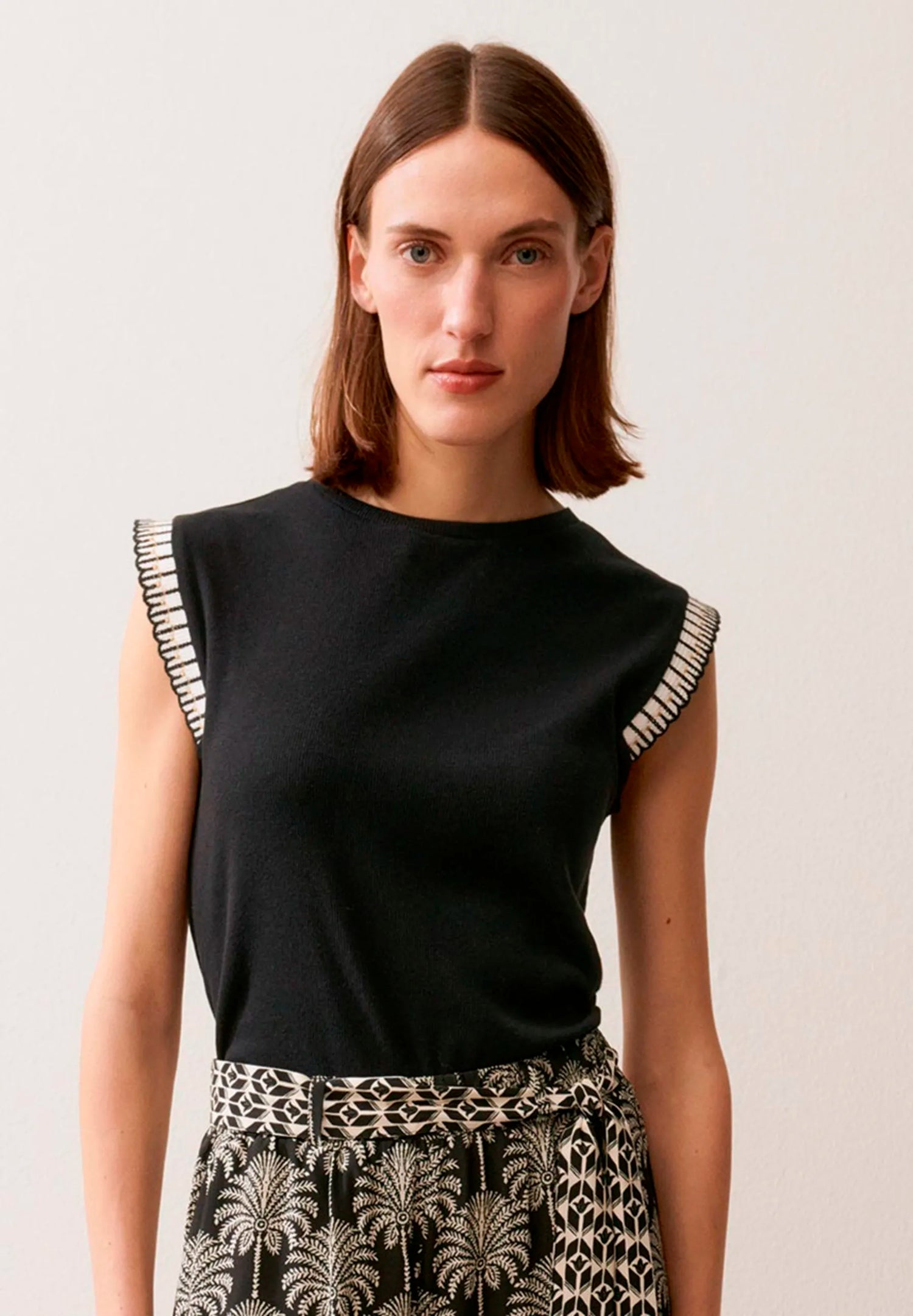 More &amp; More Black Women Ribbed Top with Border SKU: 61060062_0790 Image 01